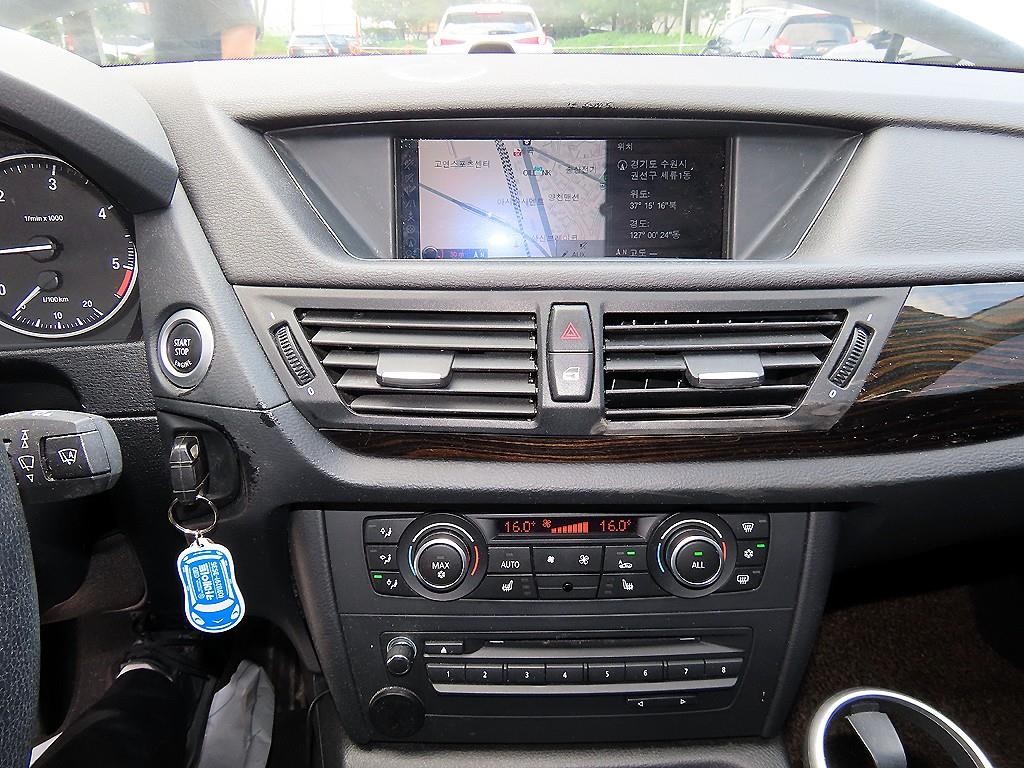 BMW X1 X1 (E84) xDrive 20d 4WD 이미지 13