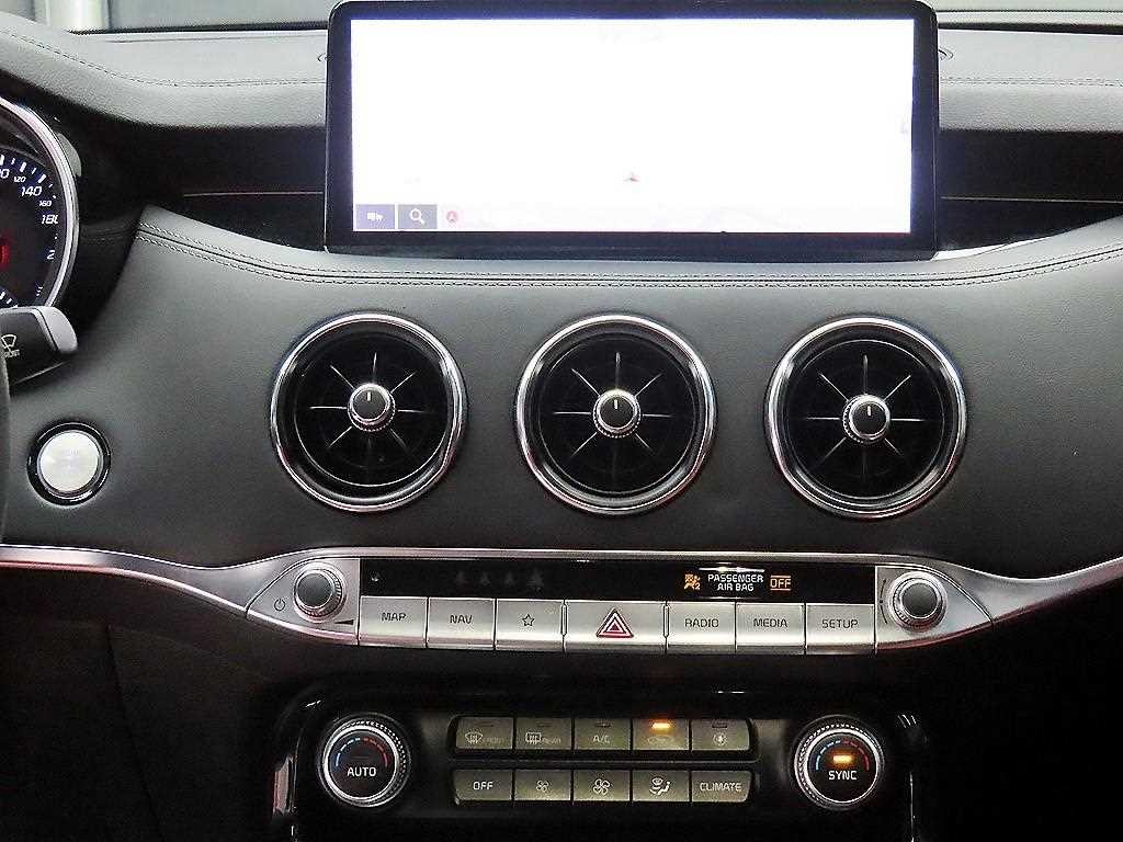 기아 스팅어 스팅어 마이스터 2WD 3.3 GT 마스터즈 터보 패키지 이미지 14