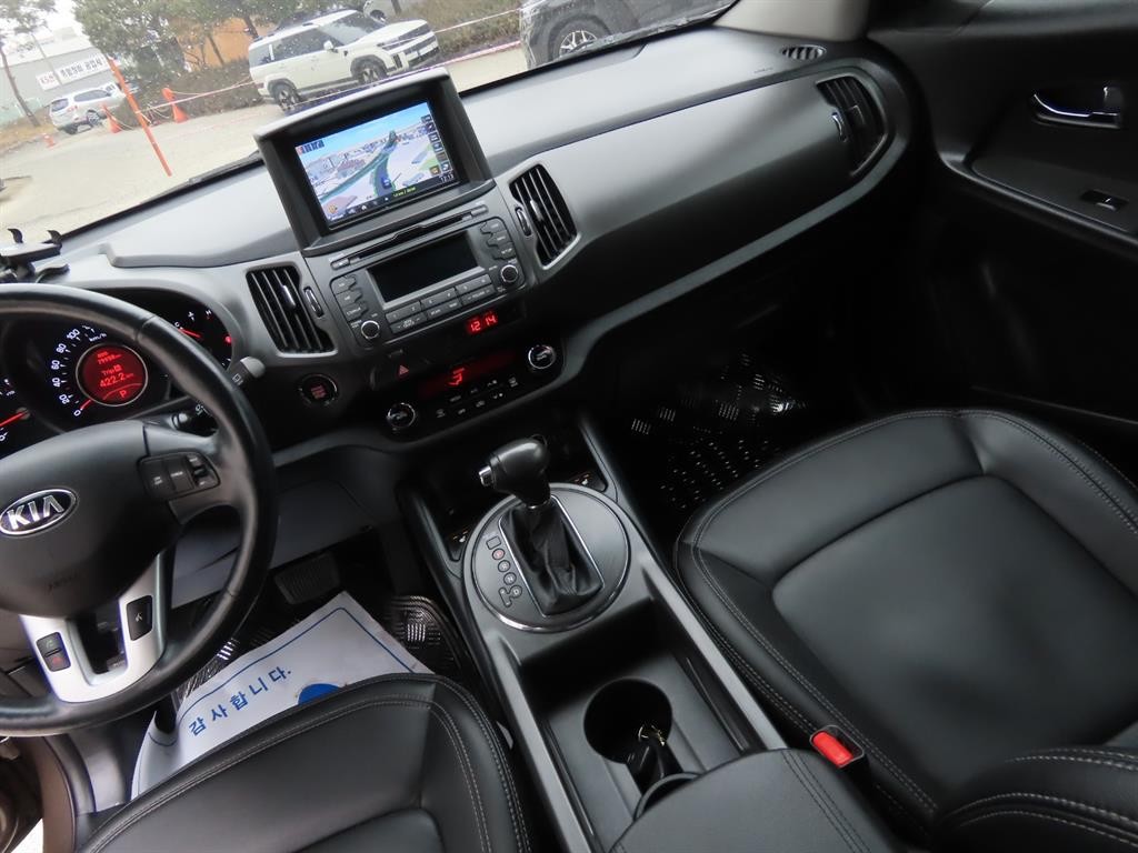 기아 스포티지 스포티지 R 2WD TLX 최고급형 이미지 12