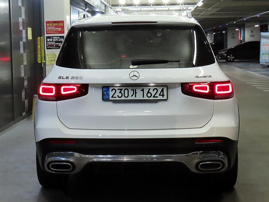 벤츠 GLB 클래스 GLB클래스 X247 GLB 250 4MATIC 이미지 5