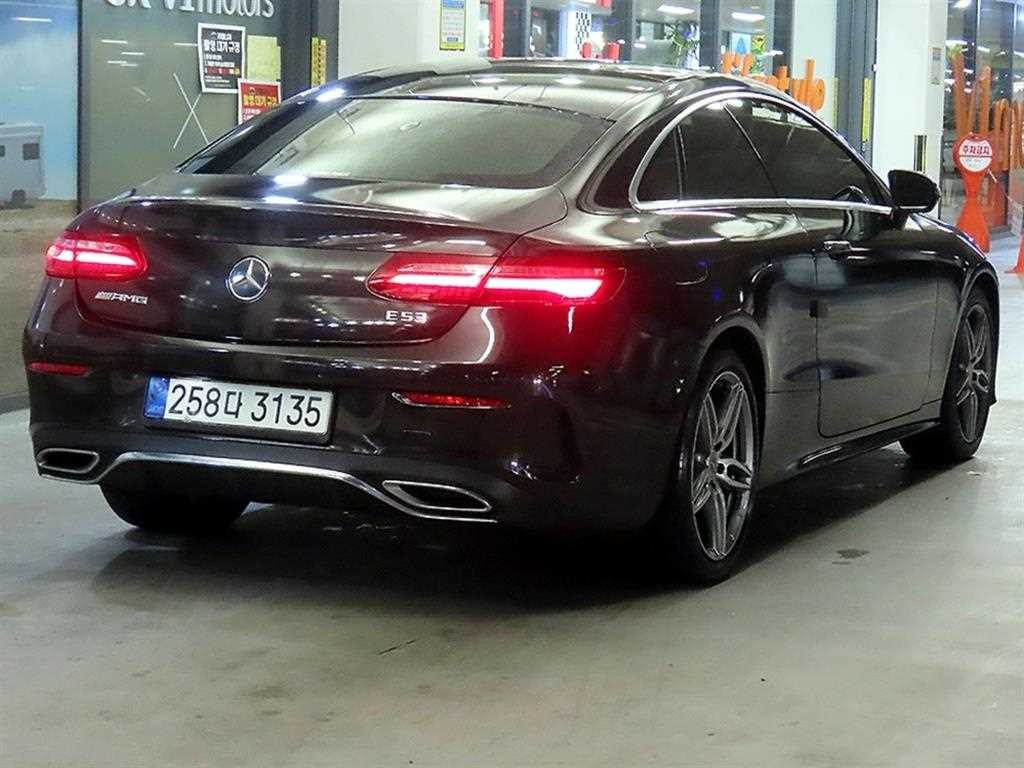 벤츠 E 클래스 E-클래스 W213 E220d 쿠페 이미지 4
