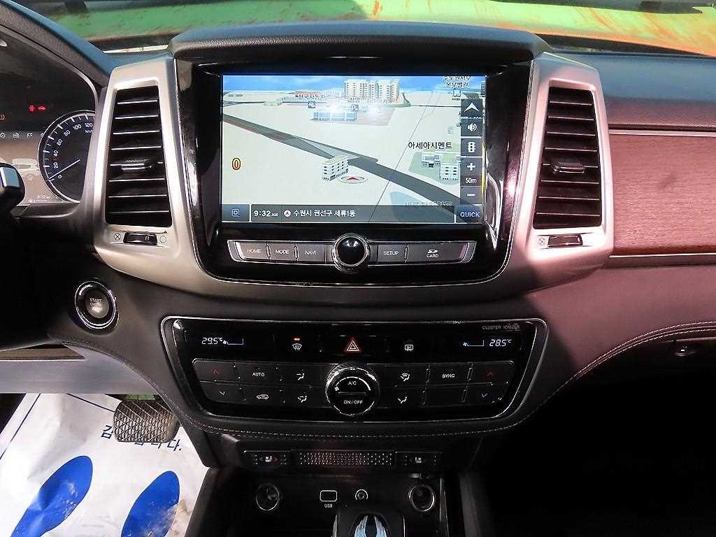 KG모빌리티(쌍용) 렉스턴 G4렉스턴 디젤 2.2 4WD 프라임 이미지 12