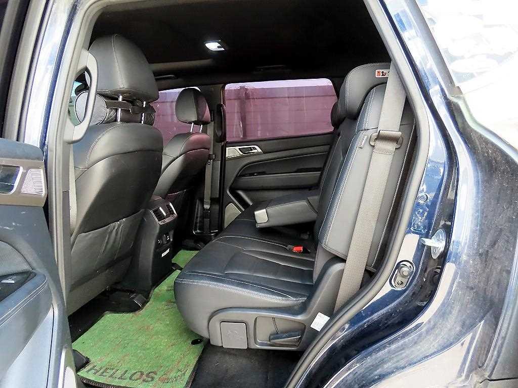 KG모빌리티(쌍용) 렉스턴 G4렉스턴 디젤 2.2 4WD 프라임 이미지 6
