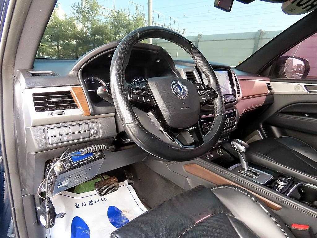 KG모빌리티(쌍용) 렉스턴 G4렉스턴 디젤 2.2 4WD 프라임 이미지 7