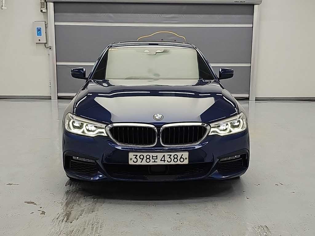 BMW 5시리즈 5시리즈 (G30) 530i M 스포츠 플러스 이미지 2