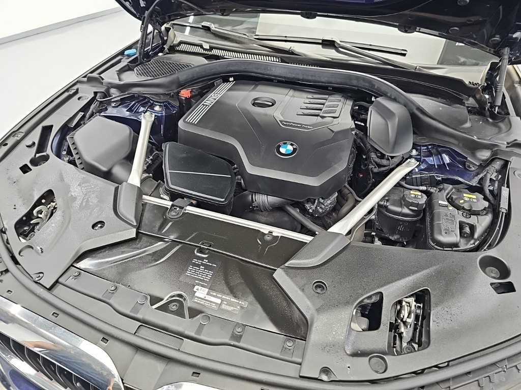 BMW 5시리즈 5시리즈 (G30) 530i M 스포츠 플러스 이미지 5