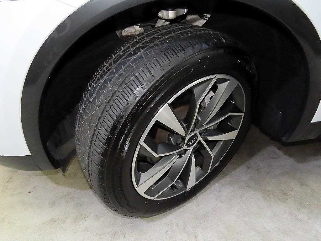 아우디 Q5 Q5 (FY) 45 TFSI 콰트로 프리미엄 스포트백 이미지 20