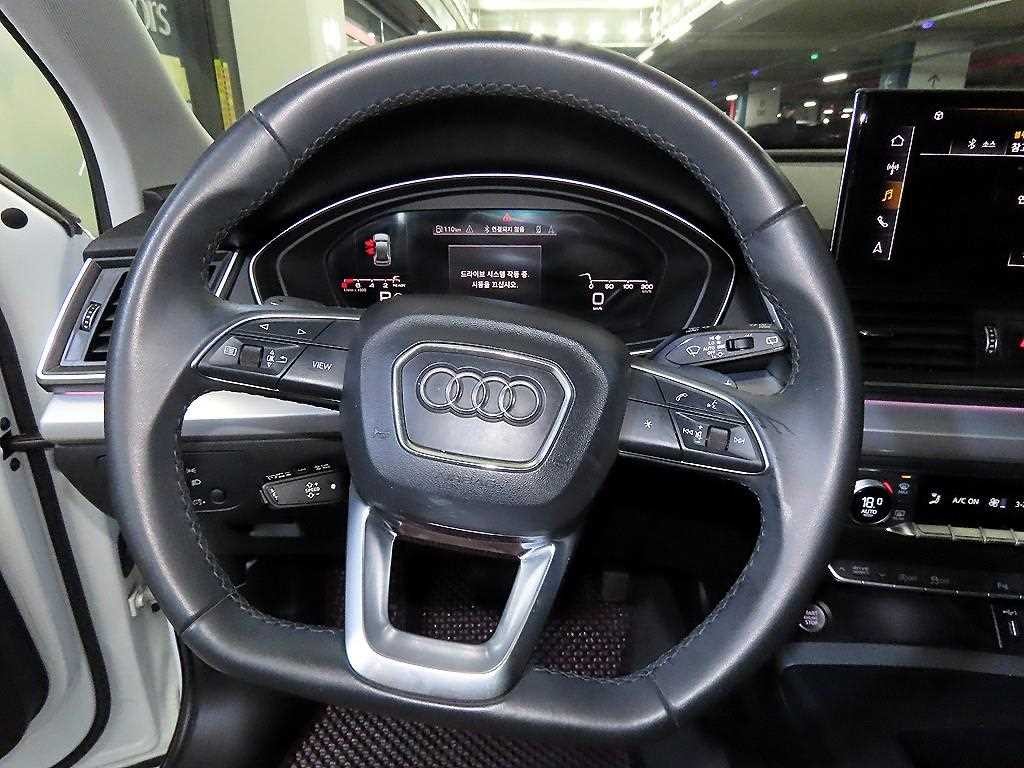 아우디 Q5 Q5 (FY) 45 TFSI 콰트로 프리미엄 스포트백 이미지 8