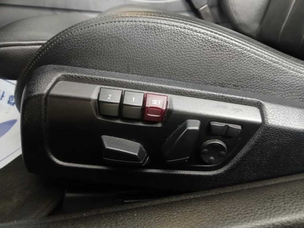 BMW 4시리즈 4시리즈 (F32) 428i 컨버터블 M 스포츠 이미지 16