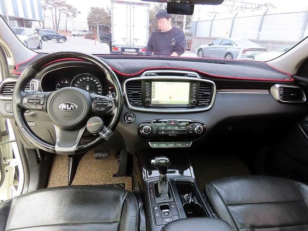 기아 쏘렌토 올 뉴 쏘렌토 디젤 2WD 2.0 노블레스 스페셜 이미지 7