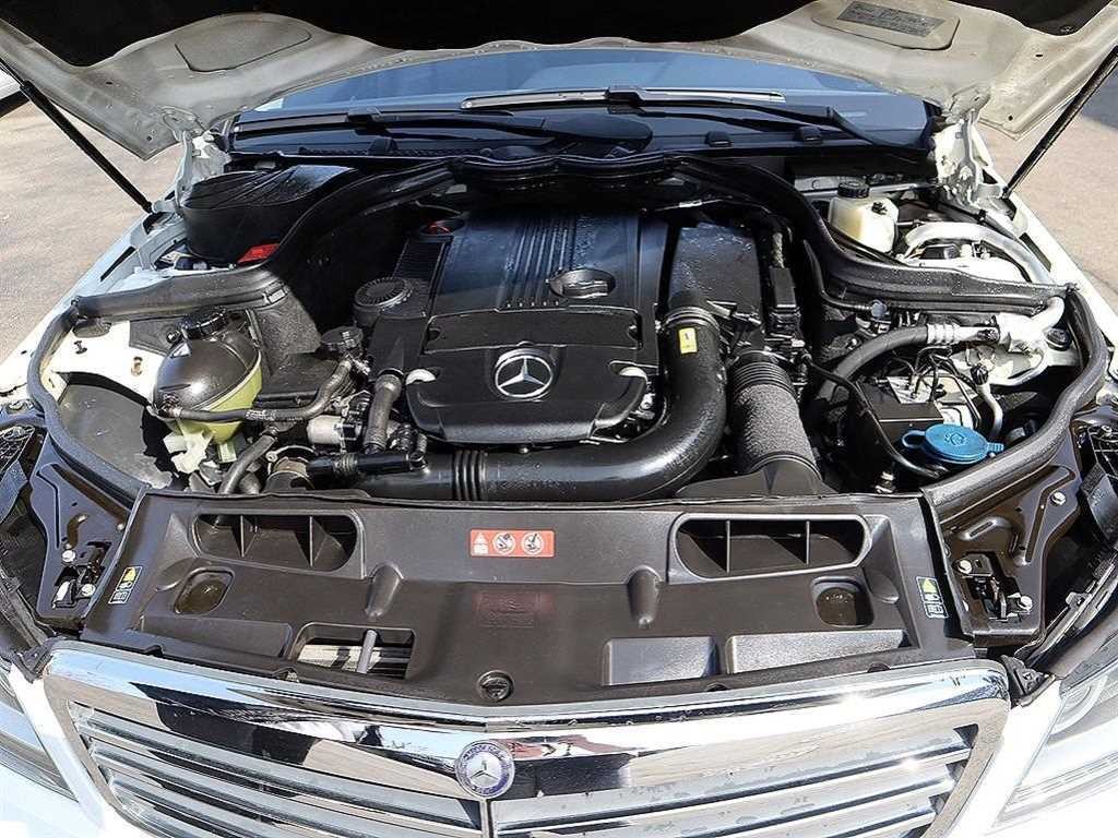 벤츠 C 클래스 C클래스 W204 C200 CGI 이미지 19