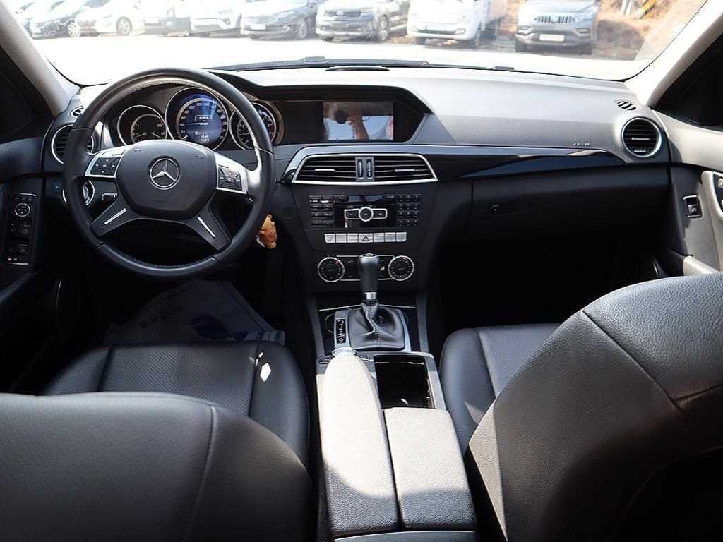 벤츠 C 클래스 C클래스 W204 C200 CGI 이미지 5