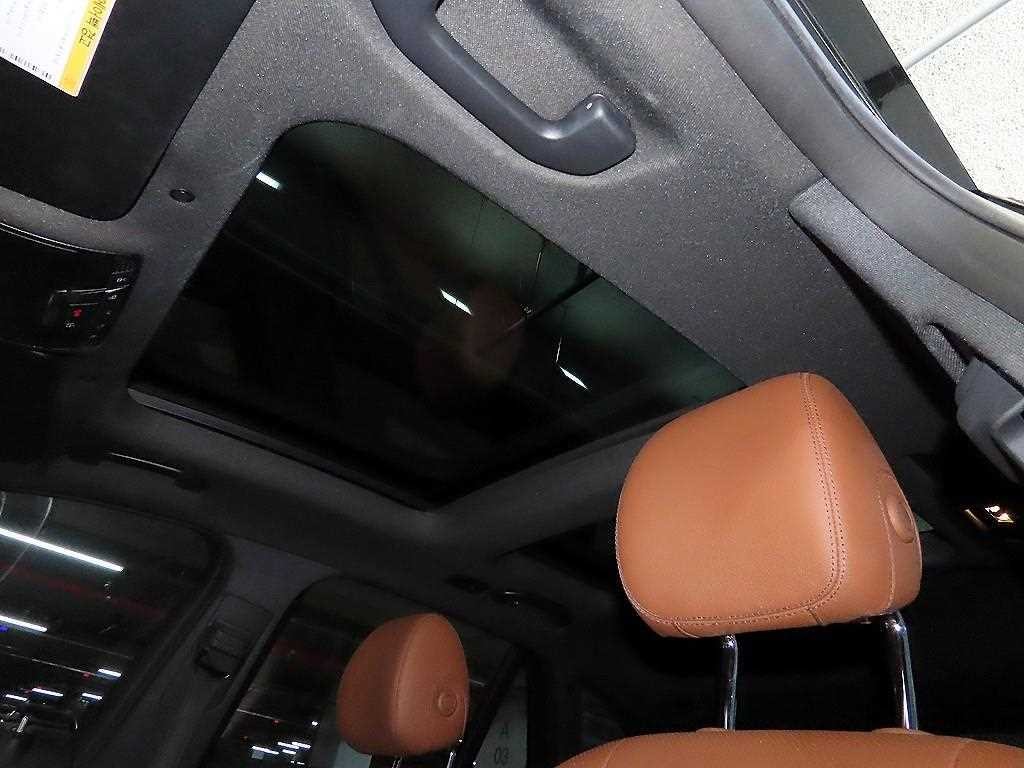 벤츠 GLC 클래스 GLC클래스 X253 GLC 300 4MATIC 프리미엄 이미지 14