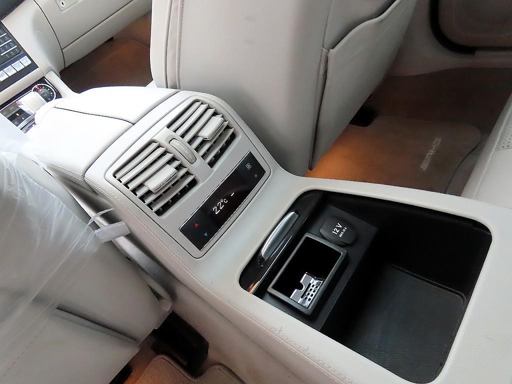 벤츠 CLS 클래스 CLS클래스 W218 CLS 63 AMG 4MATIC 이미지 15