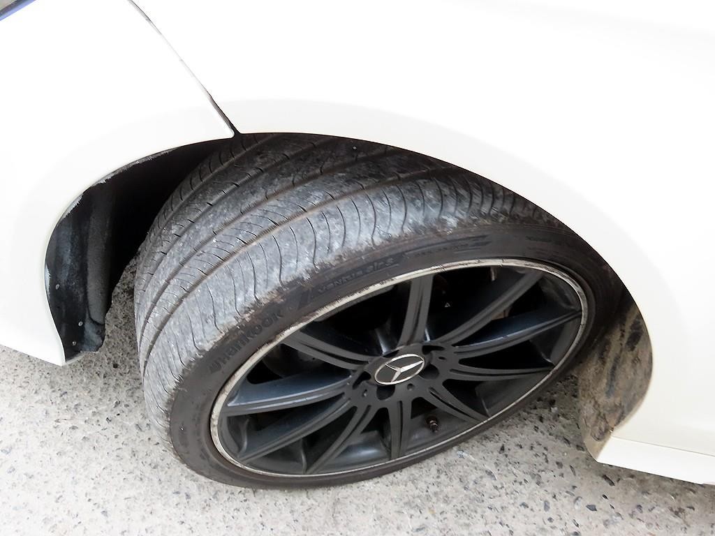 벤츠 CLS 클래스 CLS클래스 W218 CLS 63 AMG 4MATIC 이미지 20