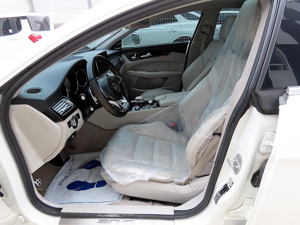 벤츠 CLS 클래스 CLS클래스 W218 CLS 63 AMG 4MATIC 이미지 5