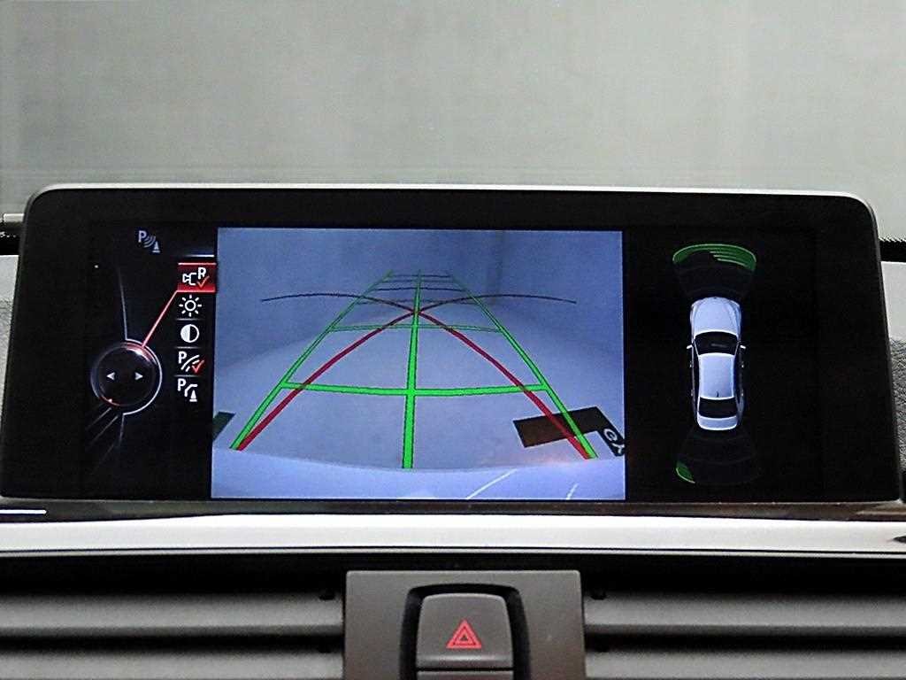 BMW 3시리즈 3시리즈 (F30) 320d 이미지 16
