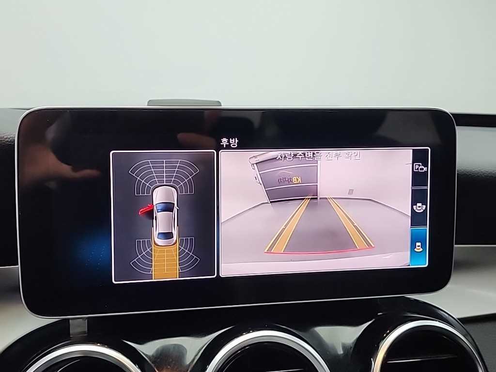 벤츠 C 클래스 C클래스 W205 C200 아방가르드 이미지 15