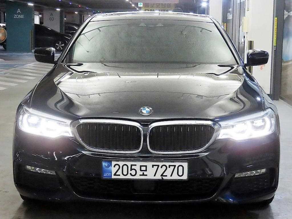 BMW 5시리즈 5시리즈 (G30) 530i xDrive M 스포츠 이미지 2