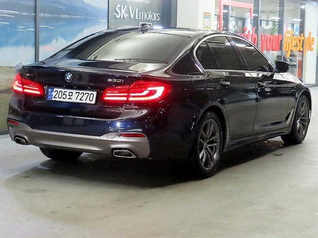 BMW 5시리즈 5시리즈 (G30) 530i xDrive M 스포츠 이미지 4