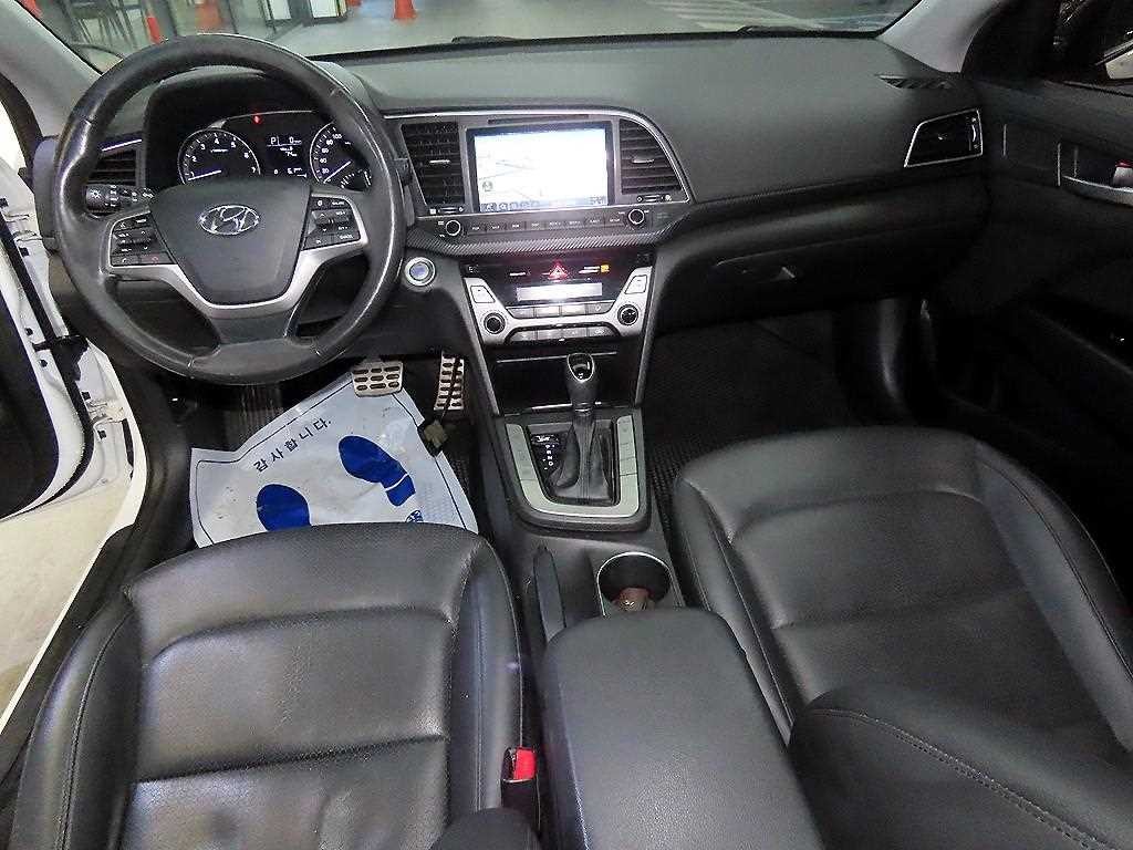 현대 아반떼 아반떼 AD 1.6 GDI 스마트 스페셜 이미지 10