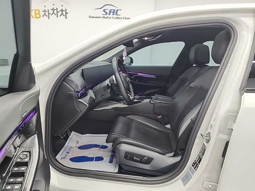 BMW 5시리즈 5시리즈 (G60) 530i xDrive M 스포츠 이미지 10
