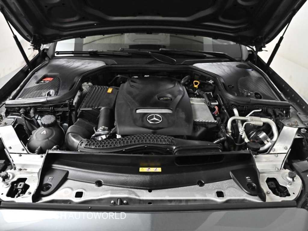 벤츠 E 클래스 E-클래스 W213 E300 4MATIC 아방가르드 이미지 6