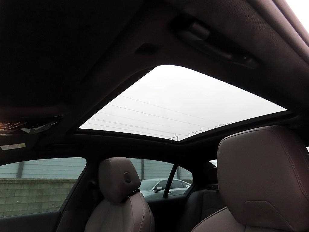 BMW 5시리즈 5시리즈 (G60) 523d M 스포츠 이미지 17