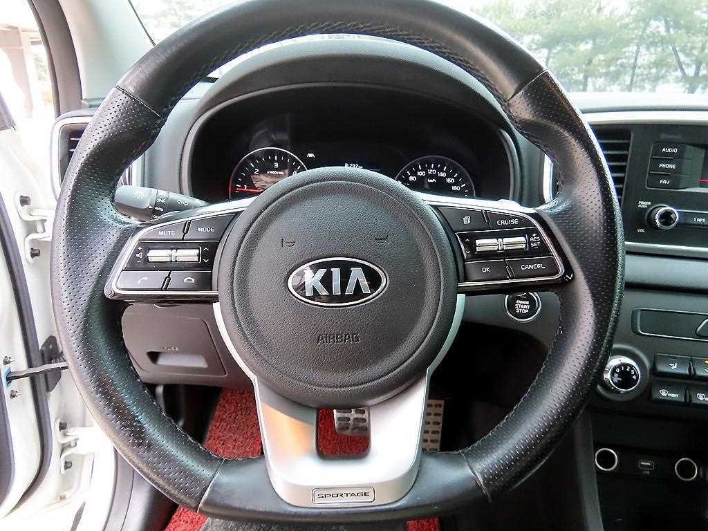 기아 스포티지 스포티지 더 볼드 1.6 디젤 2WD 트렌디 이미지 8