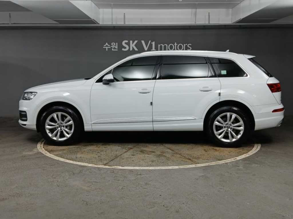 아우디 Q7 Q7 (4M) 45 TFSI 콰트로 이미지 2