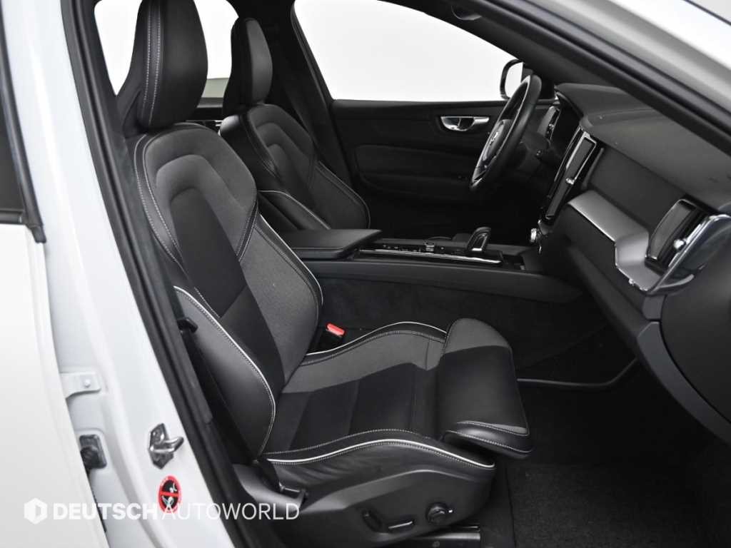 볼보 XC60 XC60(2세대) T8 AWD R-디자인 이미지 10