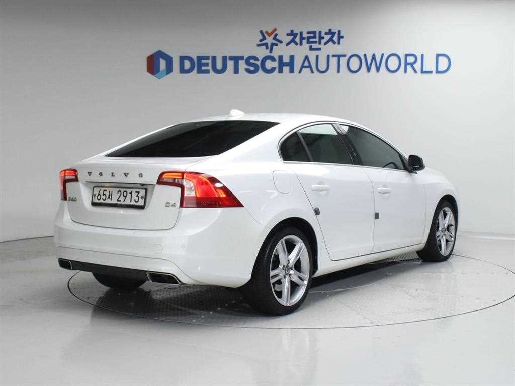 볼보 S60 뉴S60 D4 이미지 2