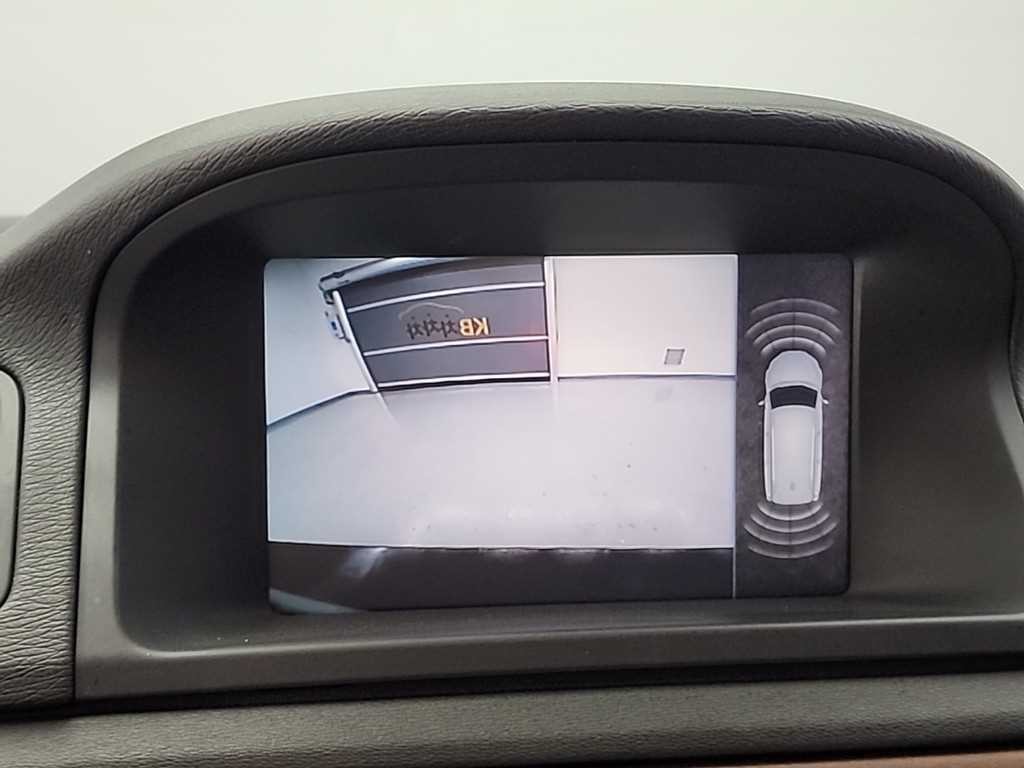 볼보 XC70 D4 이미지 15