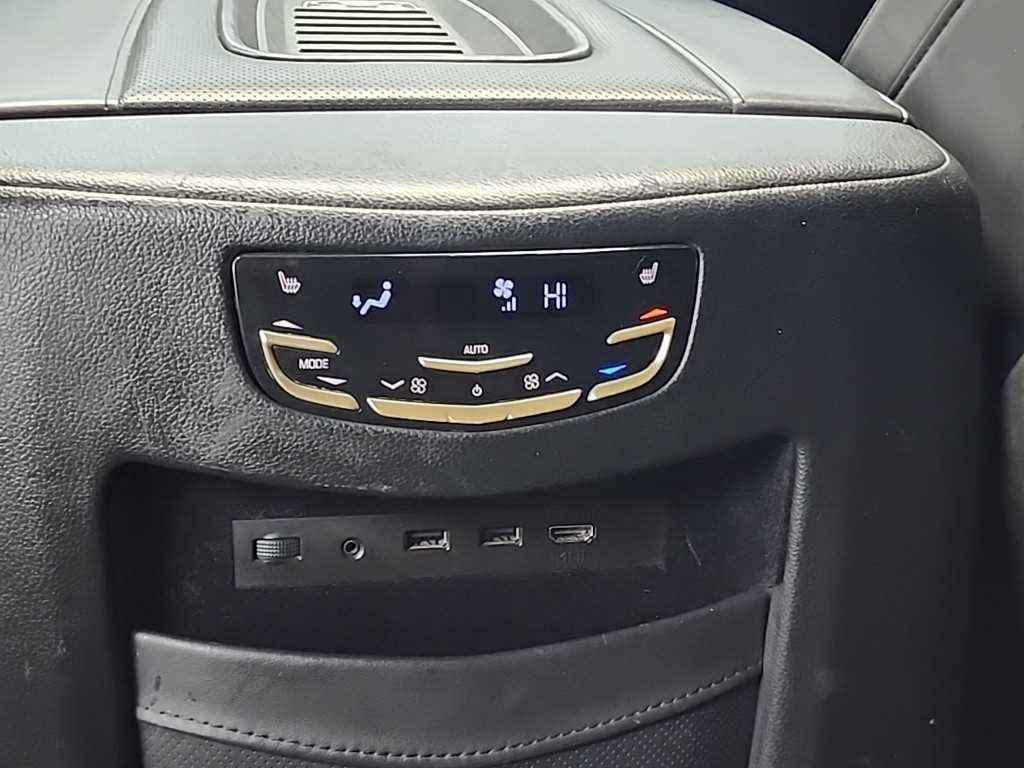 캐딜락 에스컬레이드 6.2 V8 ESV 이미지 13