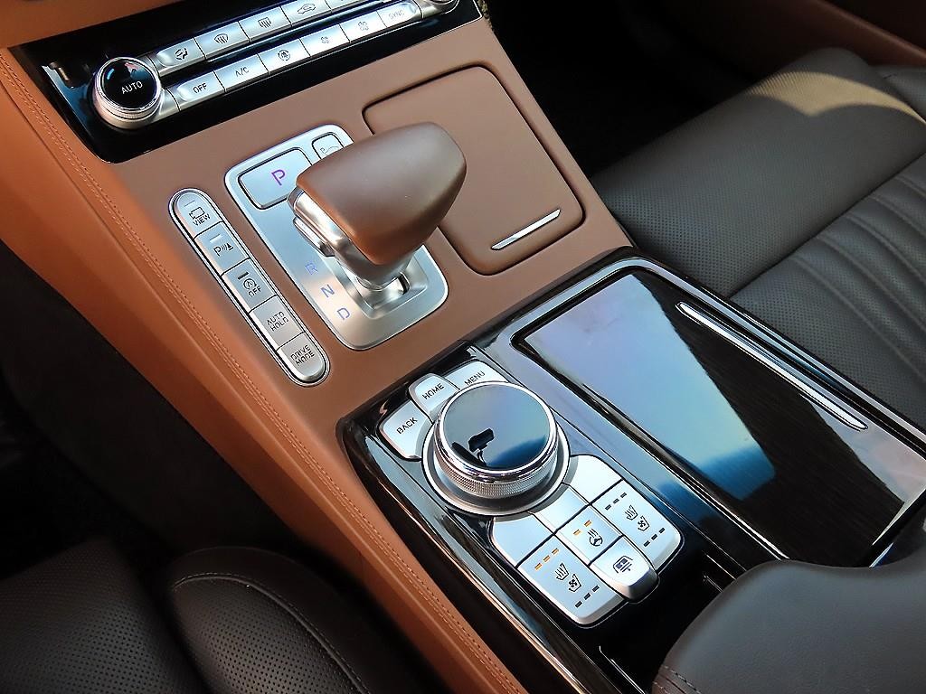 제네시스 G90 3.8 GDI AWD 럭셔리 이미지 11