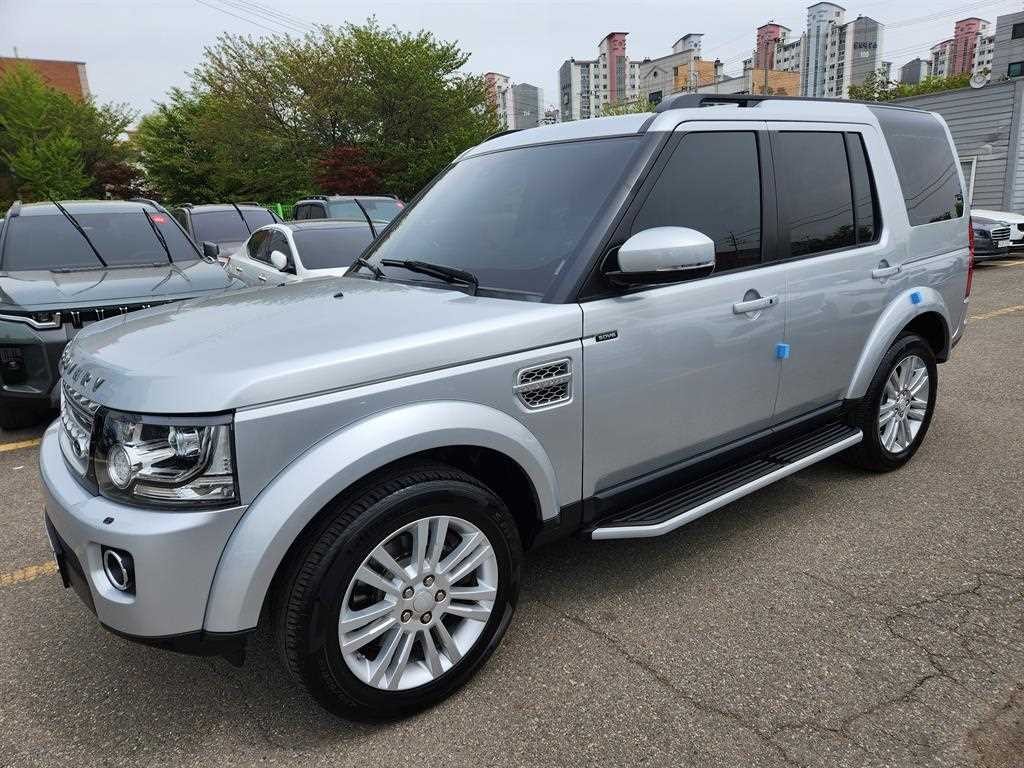 랜드로버 디스커버리 디스커버리4 3.0 SDV6 SE 이미지 2