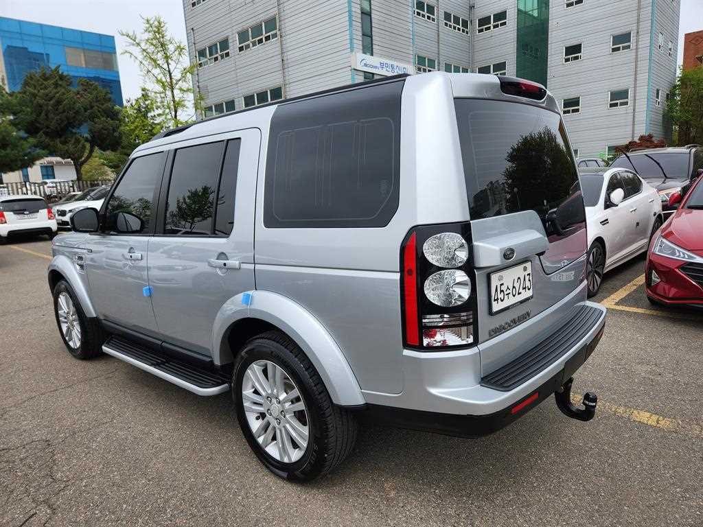 랜드로버 디스커버리 디스커버리4 3.0 SDV6 SE 이미지 3