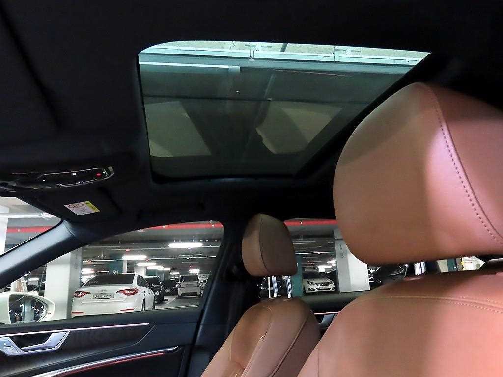 아우디 A6 A6 (C8) 45 TFSI 콰트로 프리미엄 이미지 17