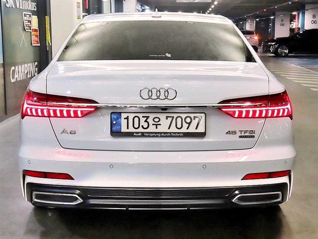 아우디 A6 A6 (C8) 45 TFSI 콰트로 프리미엄 이미지 5