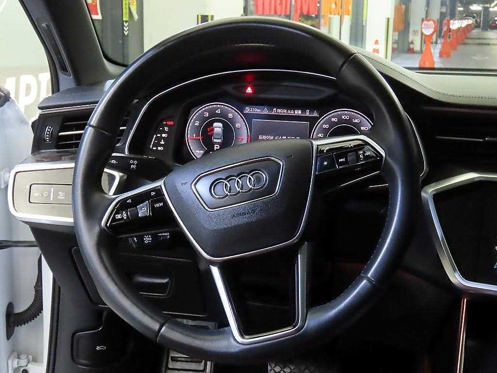 아우디 A6 A6 (C8) 45 TFSI 콰트로 프리미엄 이미지 8