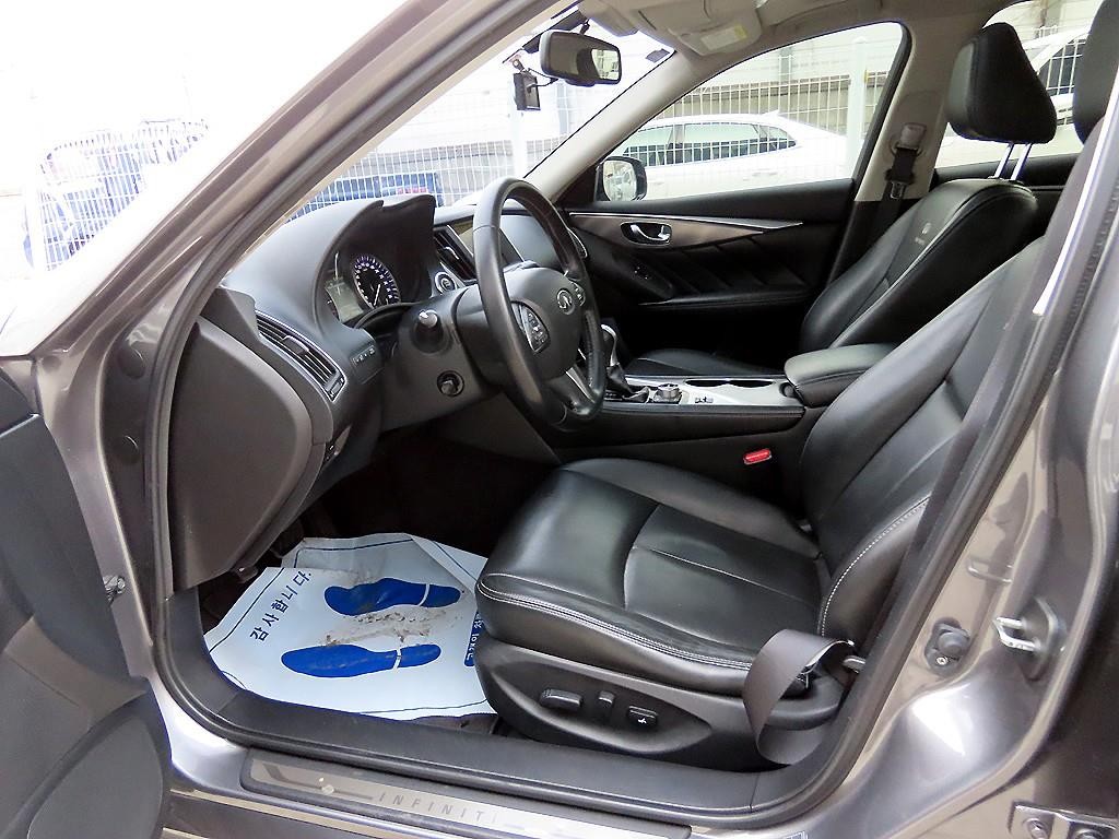 인피니티 Q Q50 2.2D 프리미엄 이미지 5