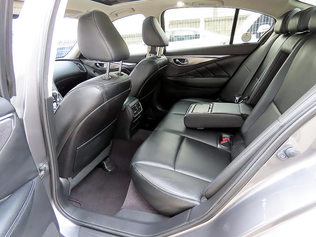 인피니티 Q Q50 2.2D 프리미엄 이미지 6