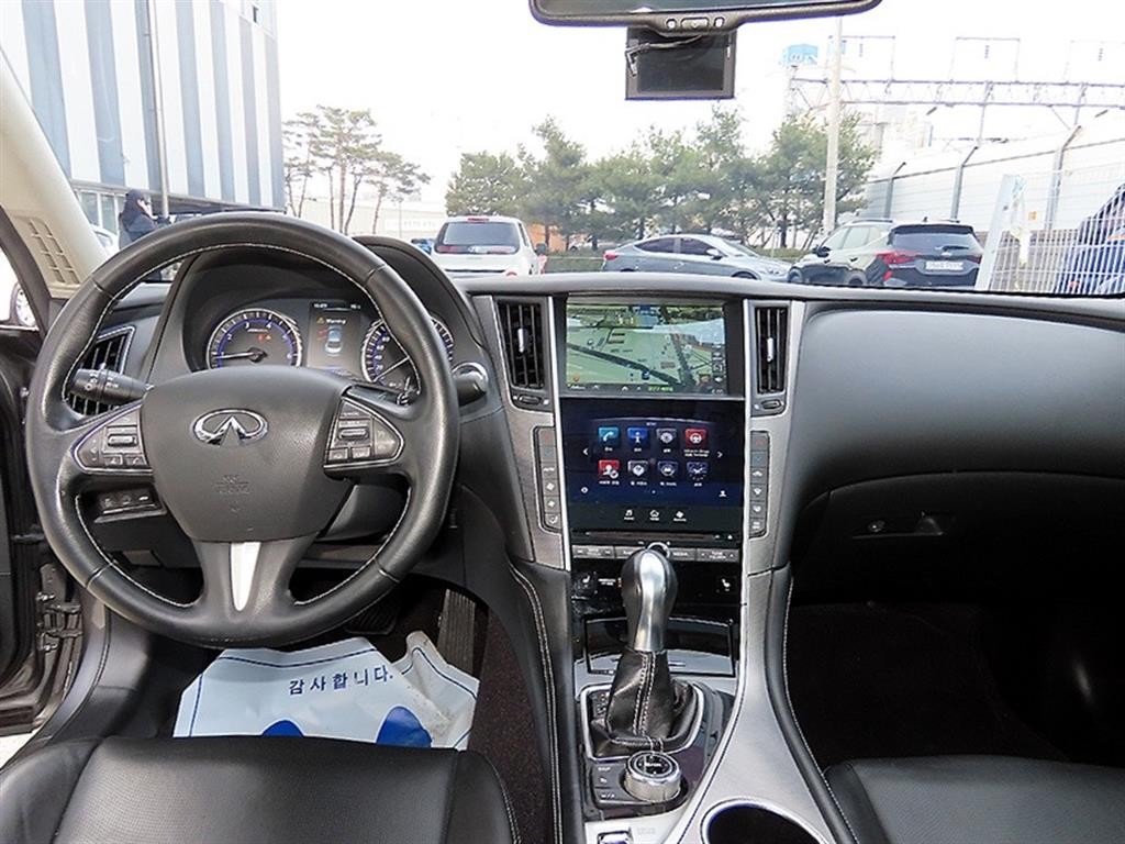 인피니티 Q Q50 2.2D 프리미엄 이미지 7