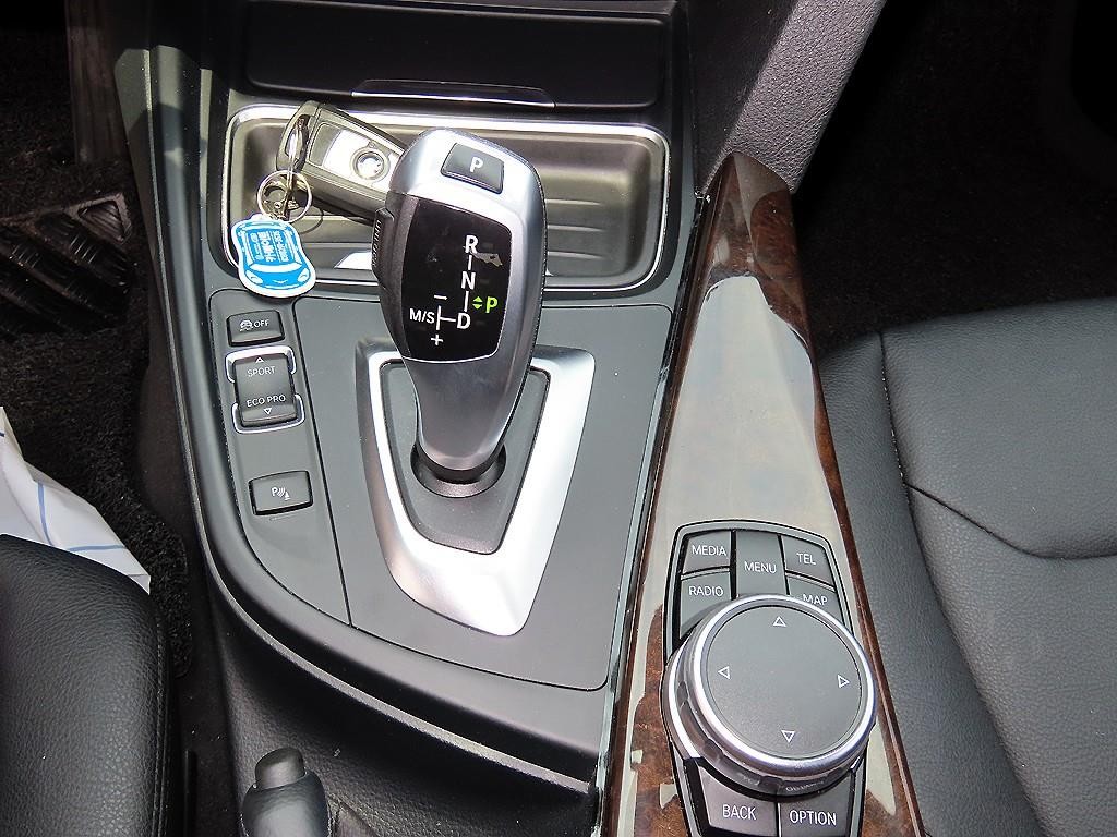BMW 3시리즈 3시리즈 (F30) 320d xDrive 이미지 11