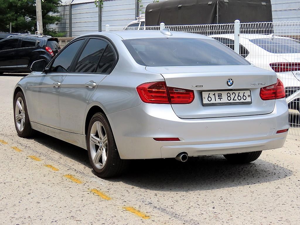 BMW 3시리즈 3시리즈 (F30) 320d xDrive 이미지 3
