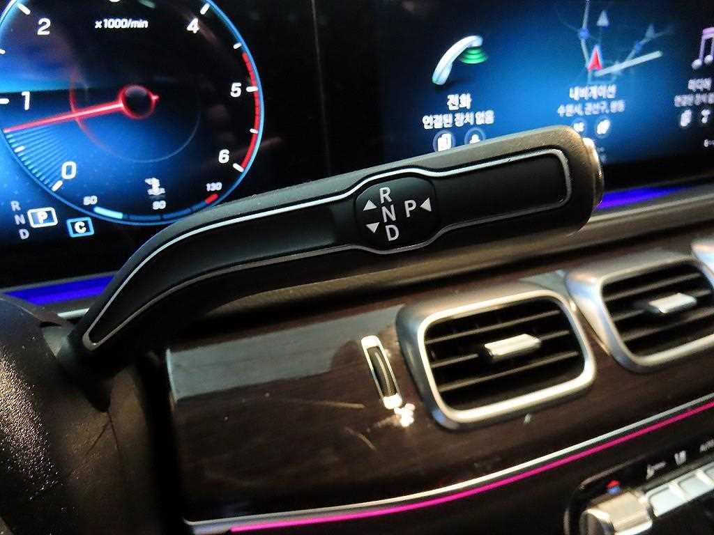 벤츠 GLE 클래스 GLE 클래스 W167 GLE 400d 4MATIC 쿠페 이미지 12