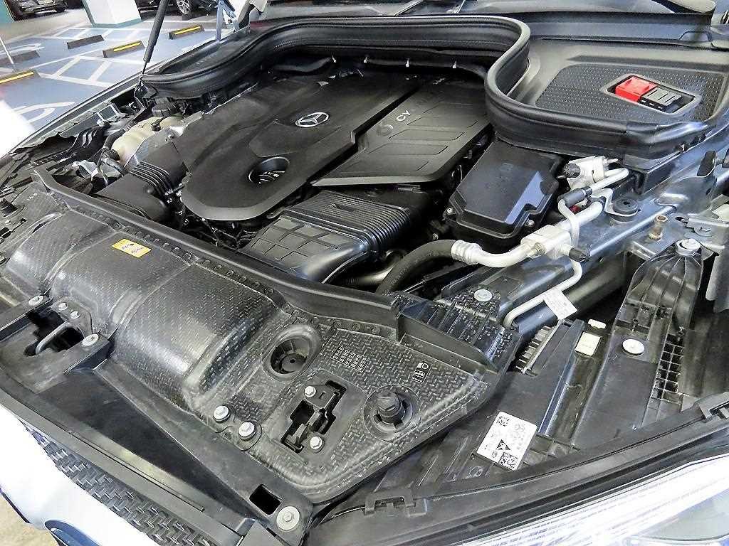 벤츠 GLE 클래스 GLE 클래스 W167 GLE 400d 4MATIC 쿠페 이미지 19