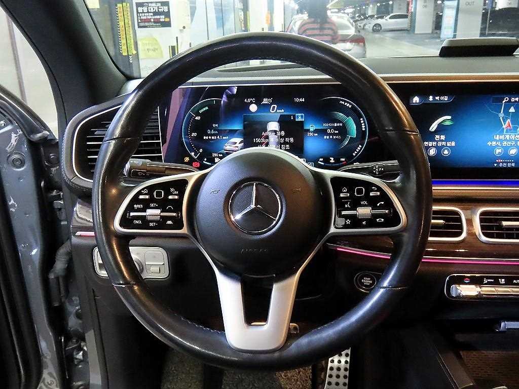 벤츠 GLE 클래스 GLE 클래스 W167 GLE 400d 4MATIC 쿠페 이미지 8