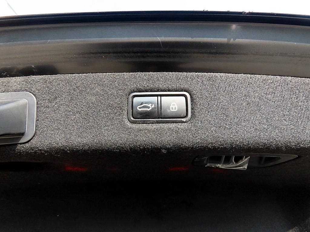 제네시스 EQ900 3.3 T-GDI AWD 럭셔리 이미지 16