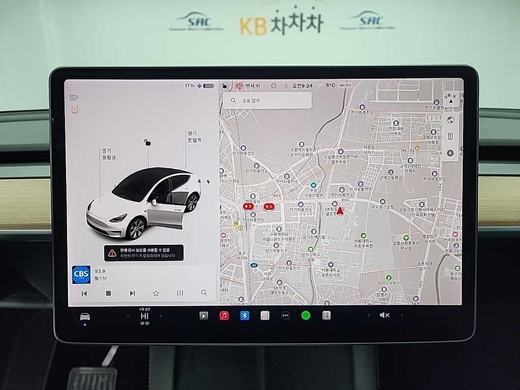 테슬라 모델 Y 스탠다드 레인지 이미지 15
